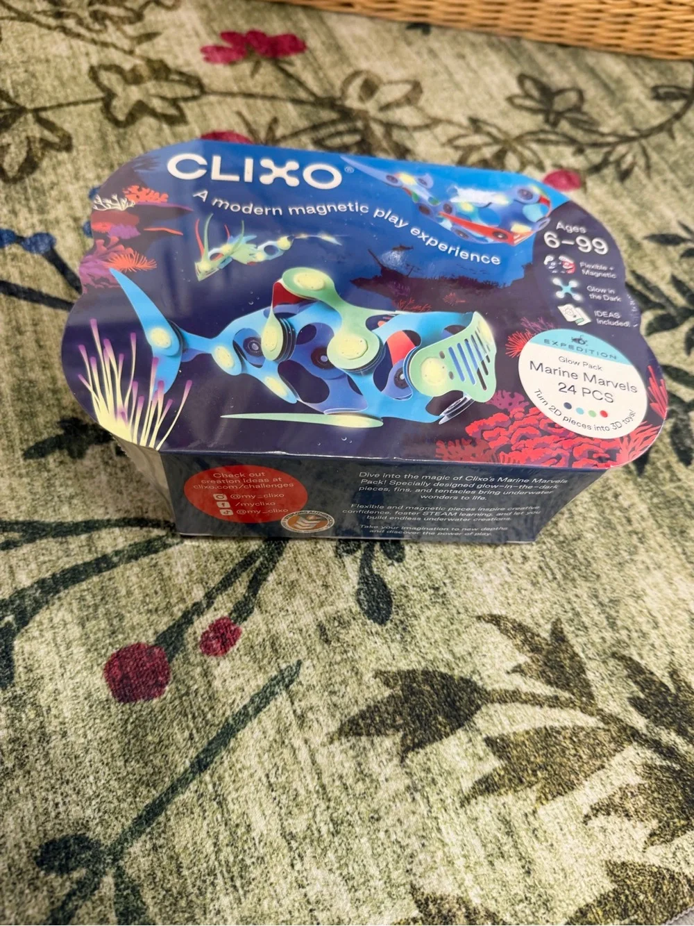 New Clixo Marine Ocean Critters Marvels Pack 24 piece ages 6+